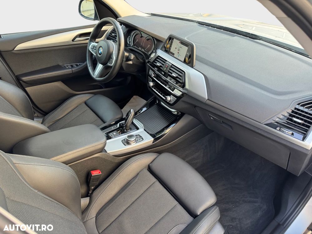 BMW X3 xDrive20i AT xLine - 10