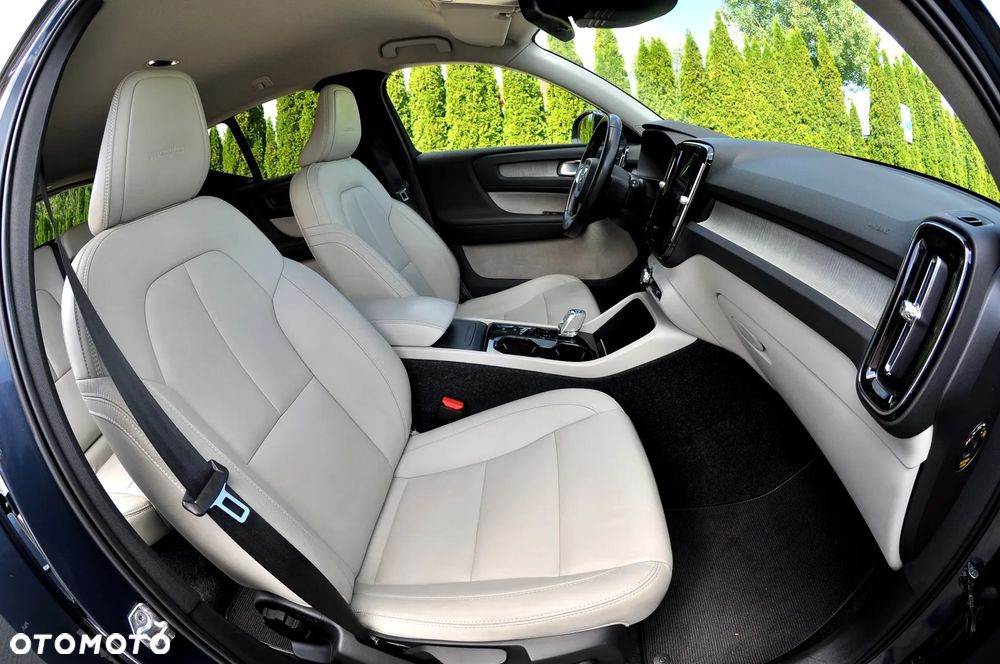 Volvo XC 40 D3 AWD Inscription - 19