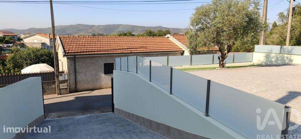 Moradia isolada T3 em Sandim, Olival, Lever e Crestuma de 88 m2 - Grande imagem: 2/29
