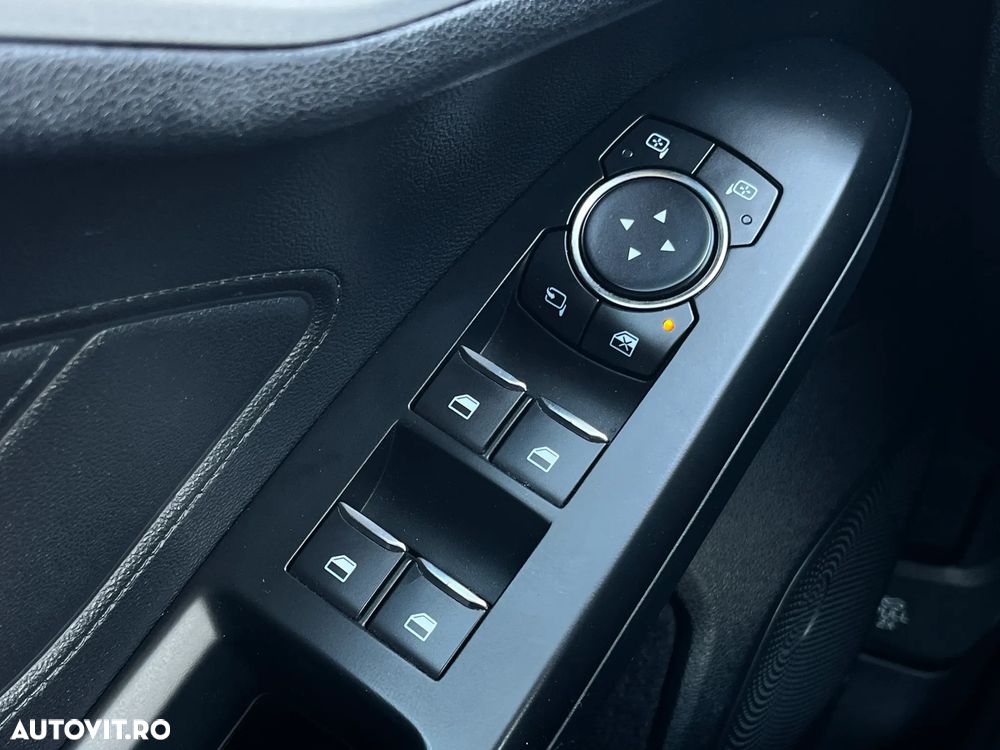 Ford Focus - 20