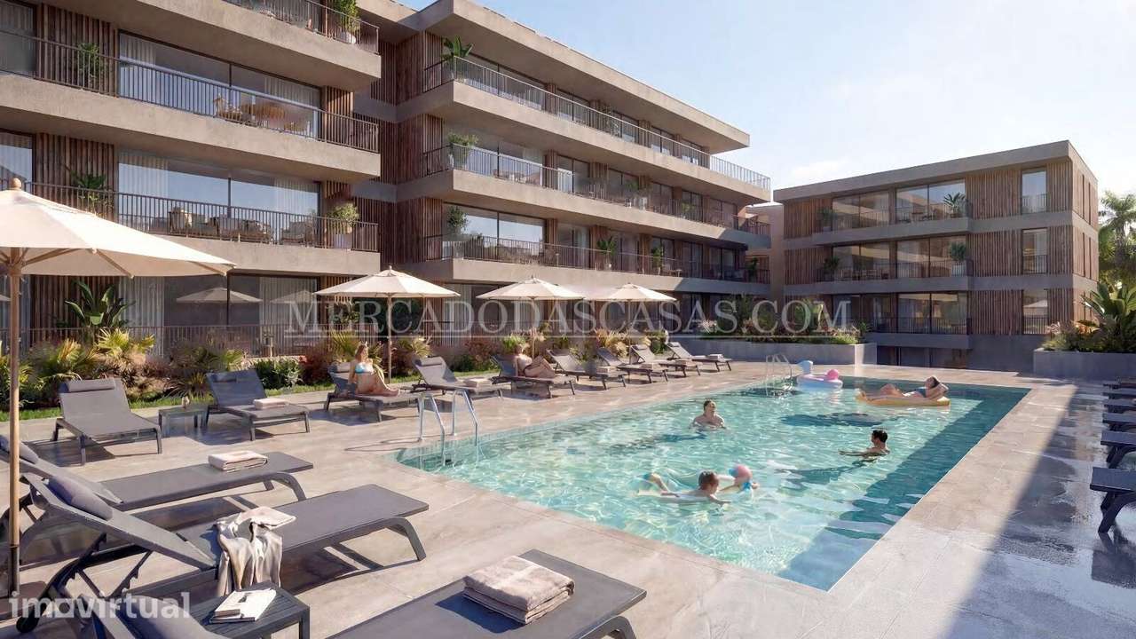Apartamento T2, Recuado, último andar - Grande imagem: 3/8
