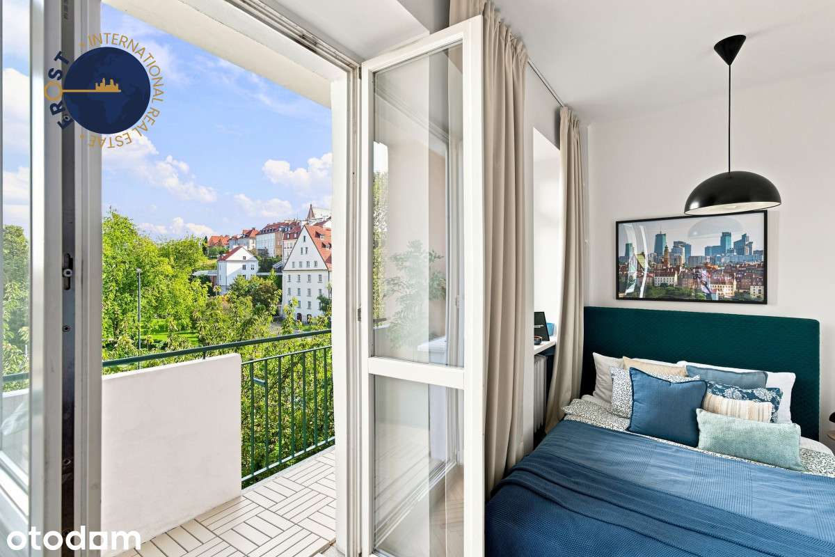 Inwestycja, balkon, widok na Starówkę i Bulwary