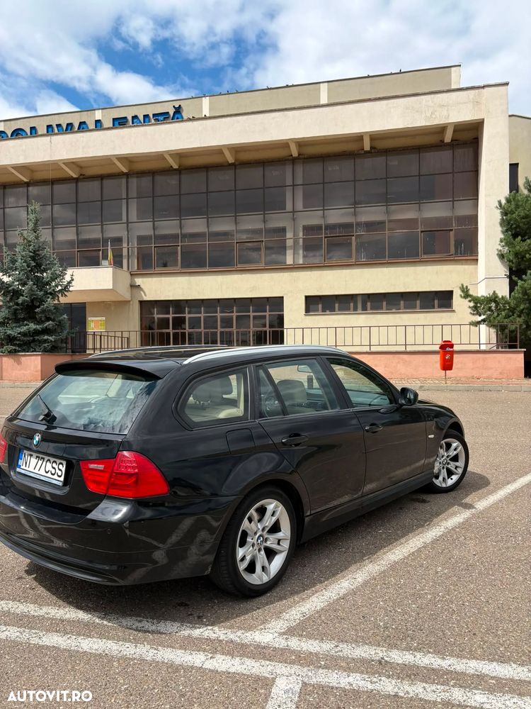 BMW Seria 3 320d xDrive DPF - 2