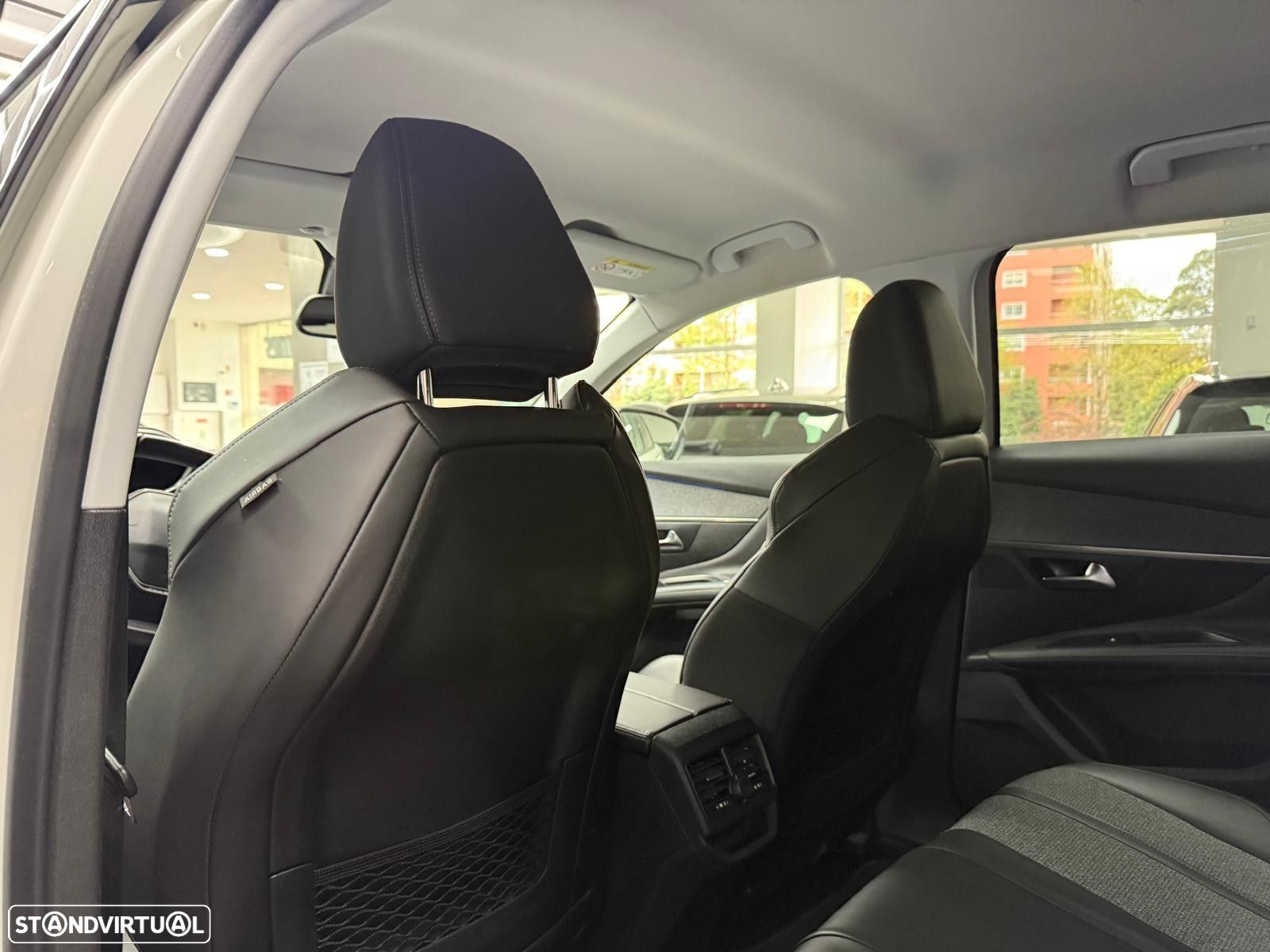 Peugeot 3008 1.5 BlueHDi Allure - 42