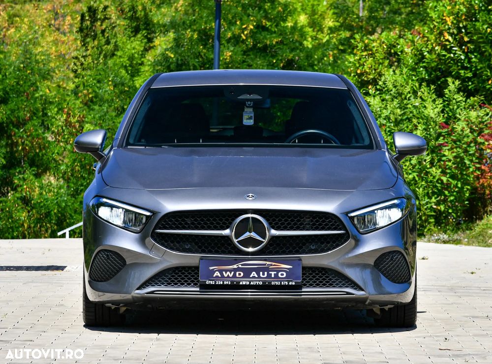 Mercedes-Benz A 180 d Sedan 8G-DCT - 35