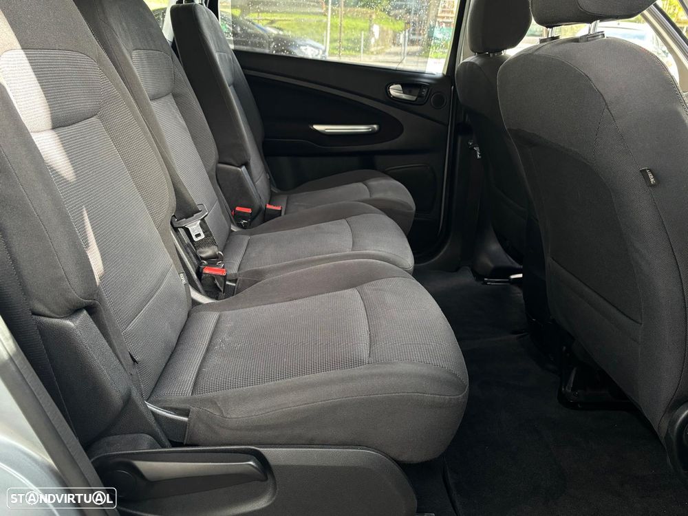 Ford S-Max 1.8 TDCi Titanium 7L - 7