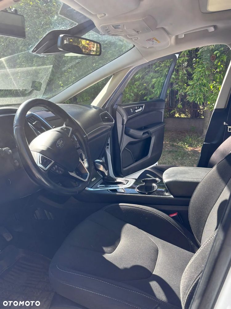 Ford S-Max 2.0 TDCi Titanium PowerShift - 24