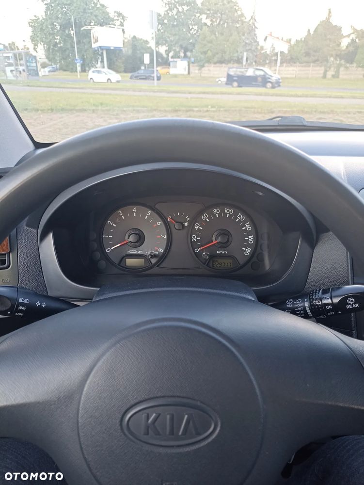 Kia Picanto 1.1 - 7
