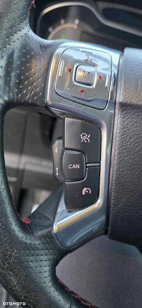 Ford S-Max 2.0 TDCi DPF Titanium - 15