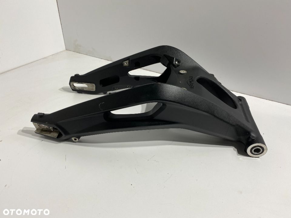 Wahacz tył  Triumph Street Triple  765 R  17-20r - 1