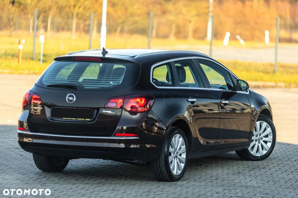Opel Astra 1.4 Selection - 14