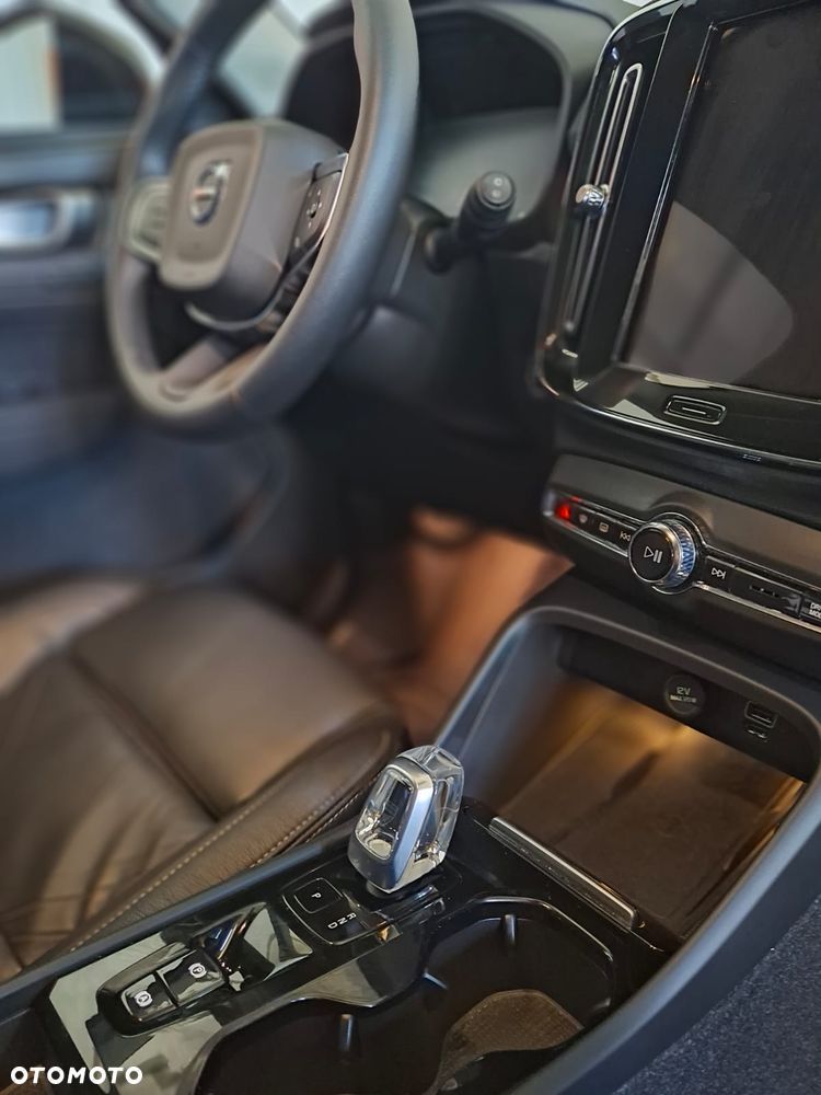 Volvo XC 40 T5 Recharge DKG Plus Bright - 8