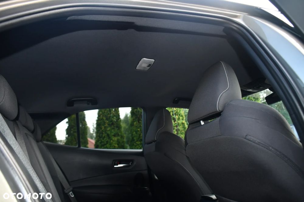 Toyota Corolla 1.8 Hybrid Trek - 23