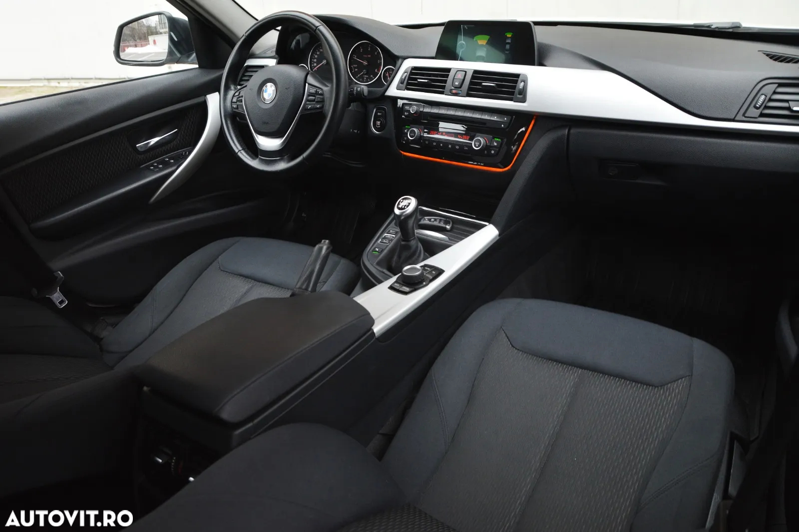 BMW Seria 3 320d - 19