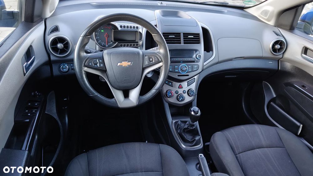 Chevrolet Aveo - 7