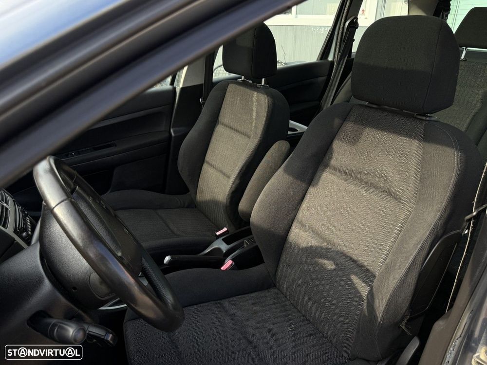 Peugeot 307 Break 1.6 HDi XS Premium — fotografia 5