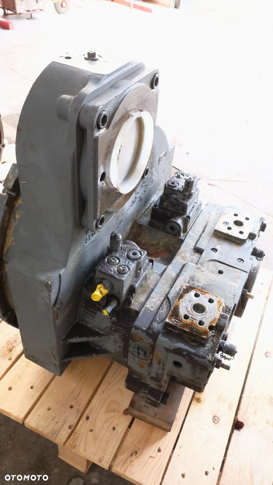 Pompa hydrauliczna liebherr DPVP 0 108 np koparki  R926 ,R934C - 6