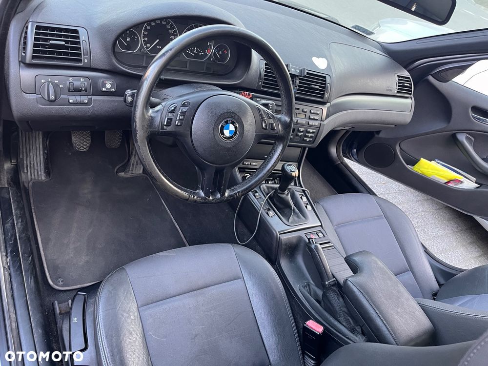 BMW Seria 3 318i - 18