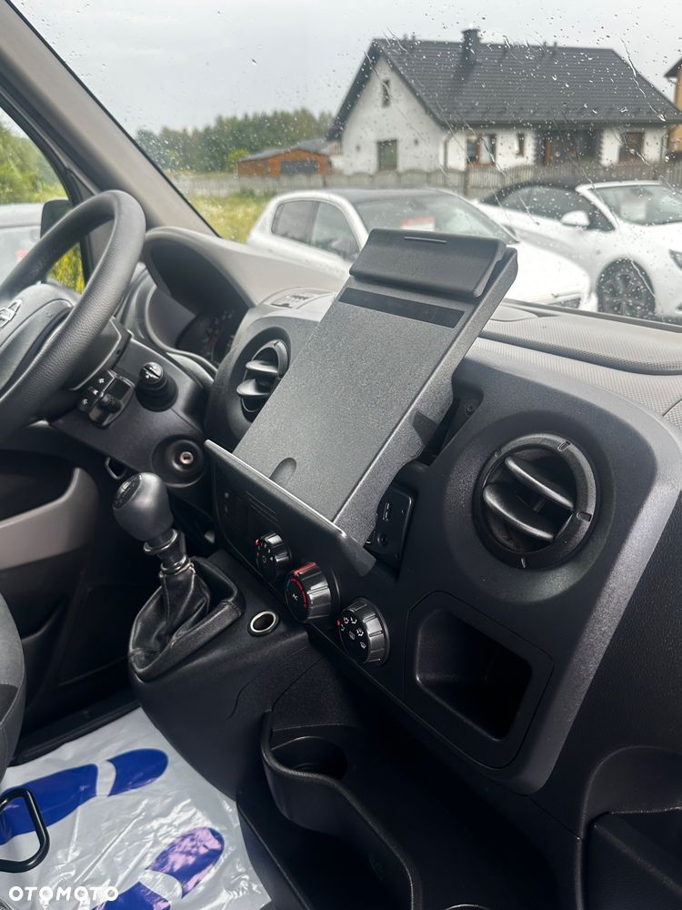 Nissan NV400 - 18