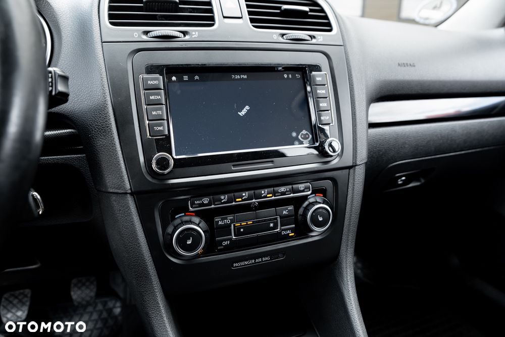 Volkswagen Golf 1.6 Comfortline - 34