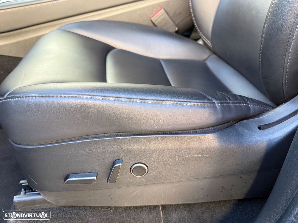 Tesla Model Y RWD - 18