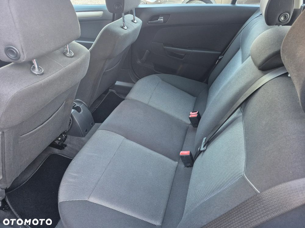 Opel Astra 1.4 Enjoy - 20