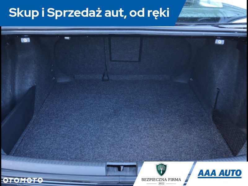 Volkswagen Jetta - 15