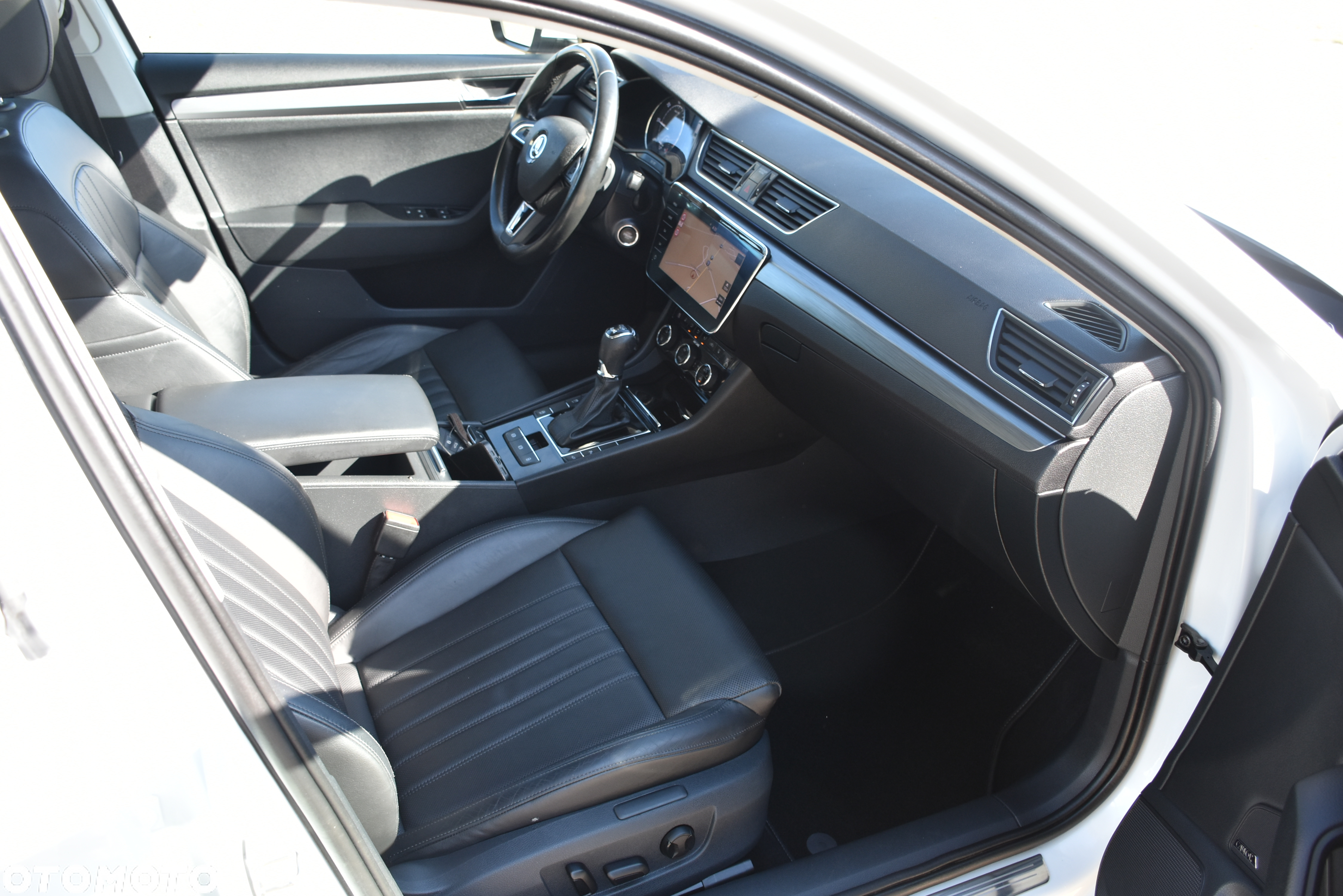 Skoda Superb 2.0 TDI 4x4 DSG Premium Edition - 19