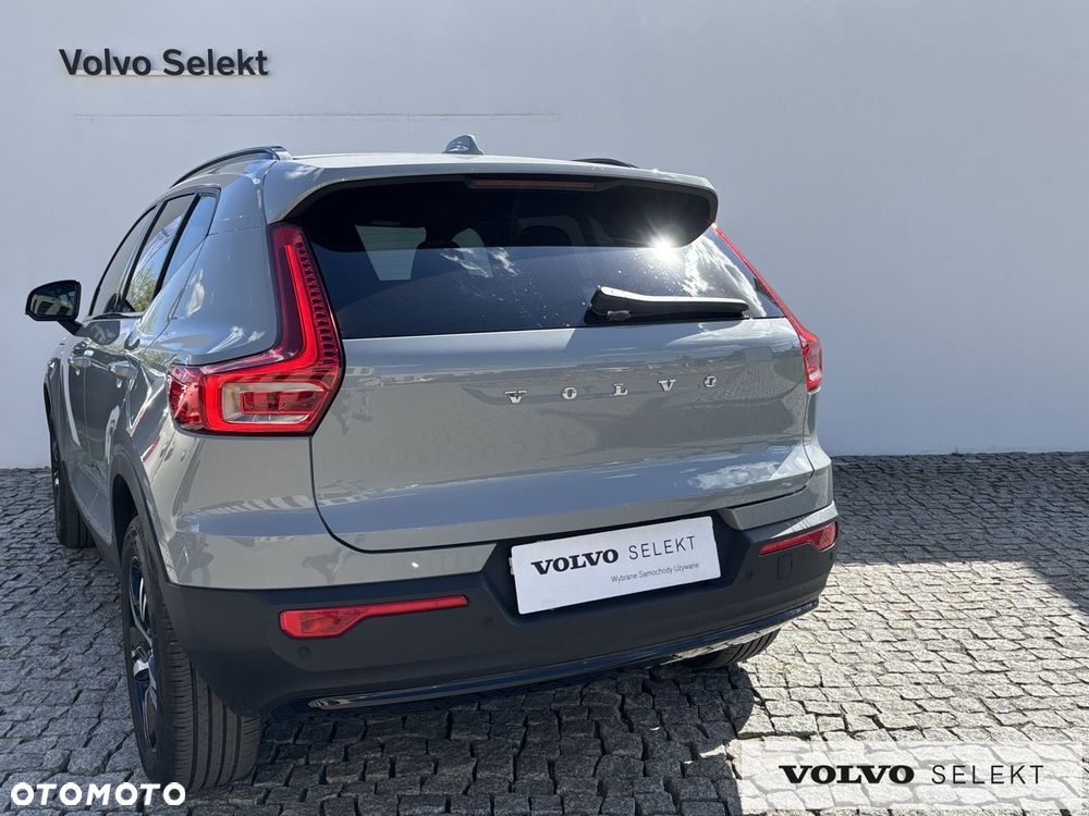 Volvo XC 40 - 5