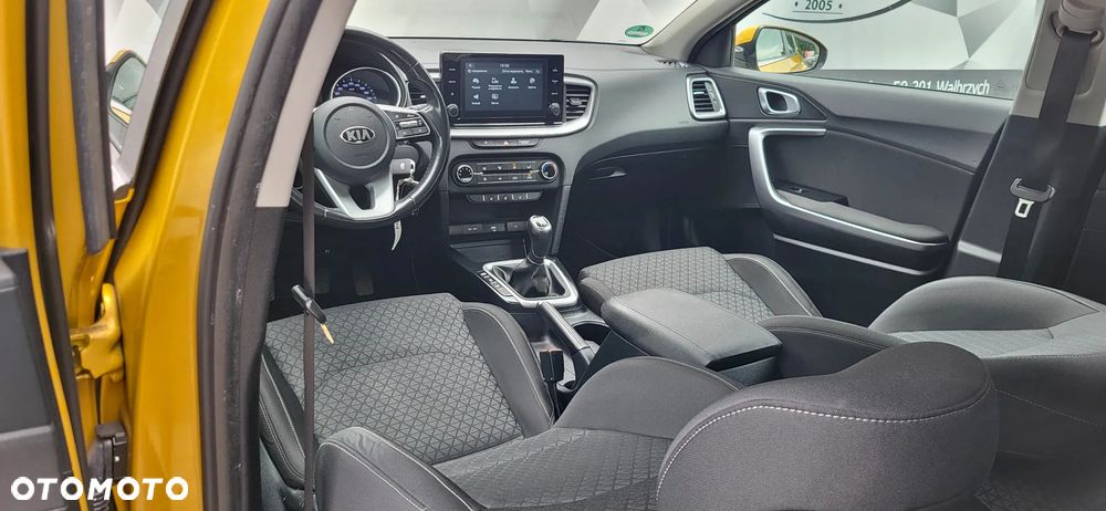 Kia XCeed 1.6 CRDi Eco-Dynamics+ (48V Mild-Hybrid) VISION - 15