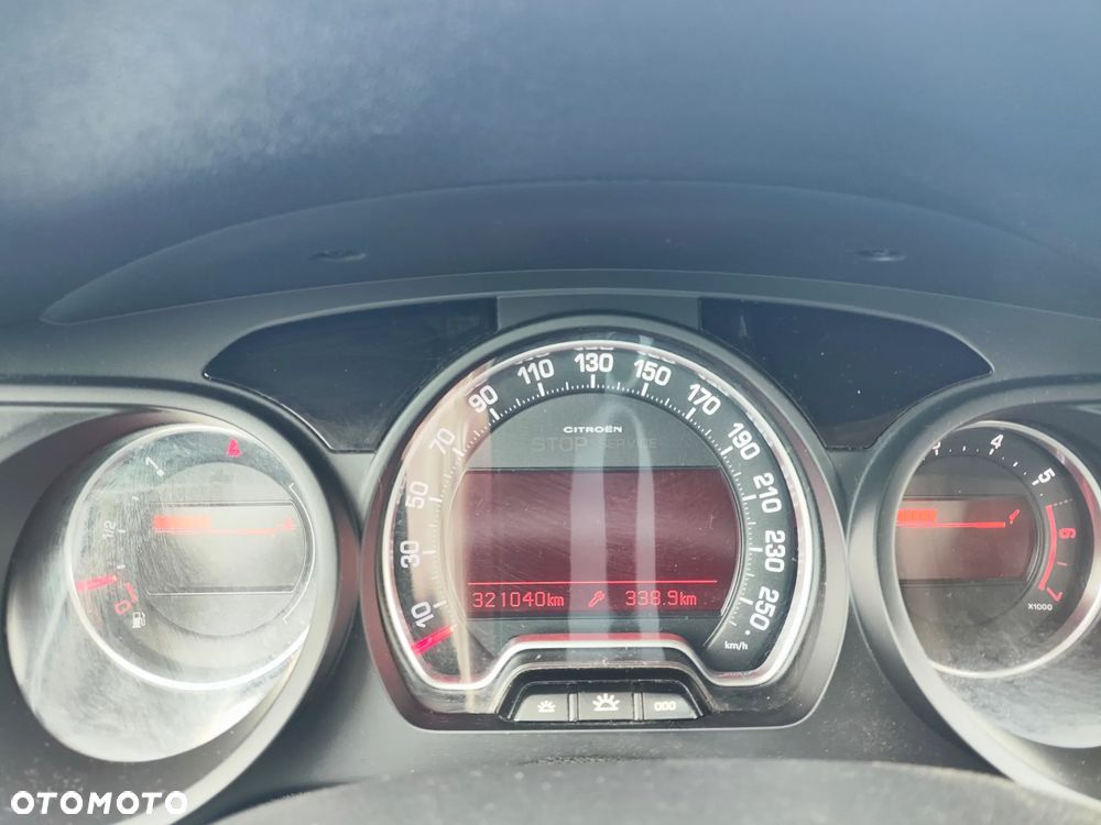 Citroën C5 II 1.8i 16V - 10