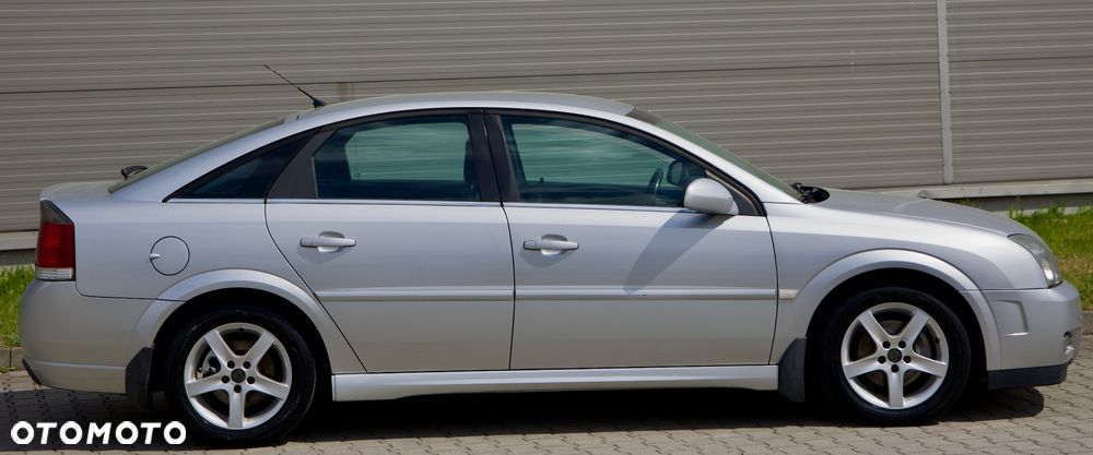 Opel Vectra 2.2 CDX - 13