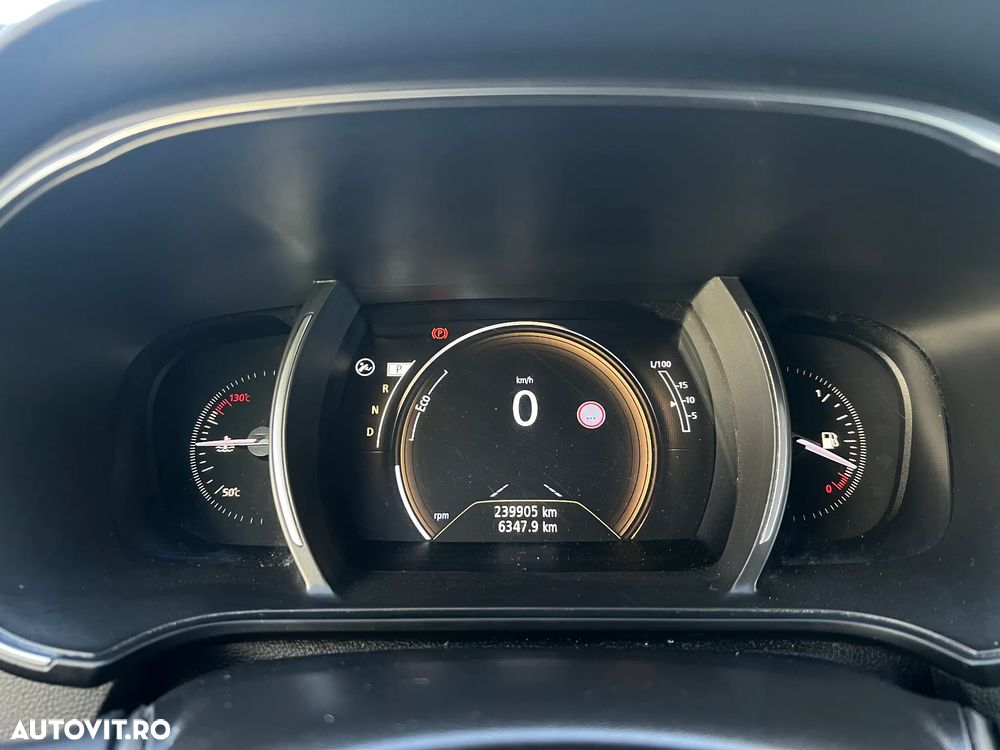 Renault Megane Estate 1.5 dCI EDC Intens - 16