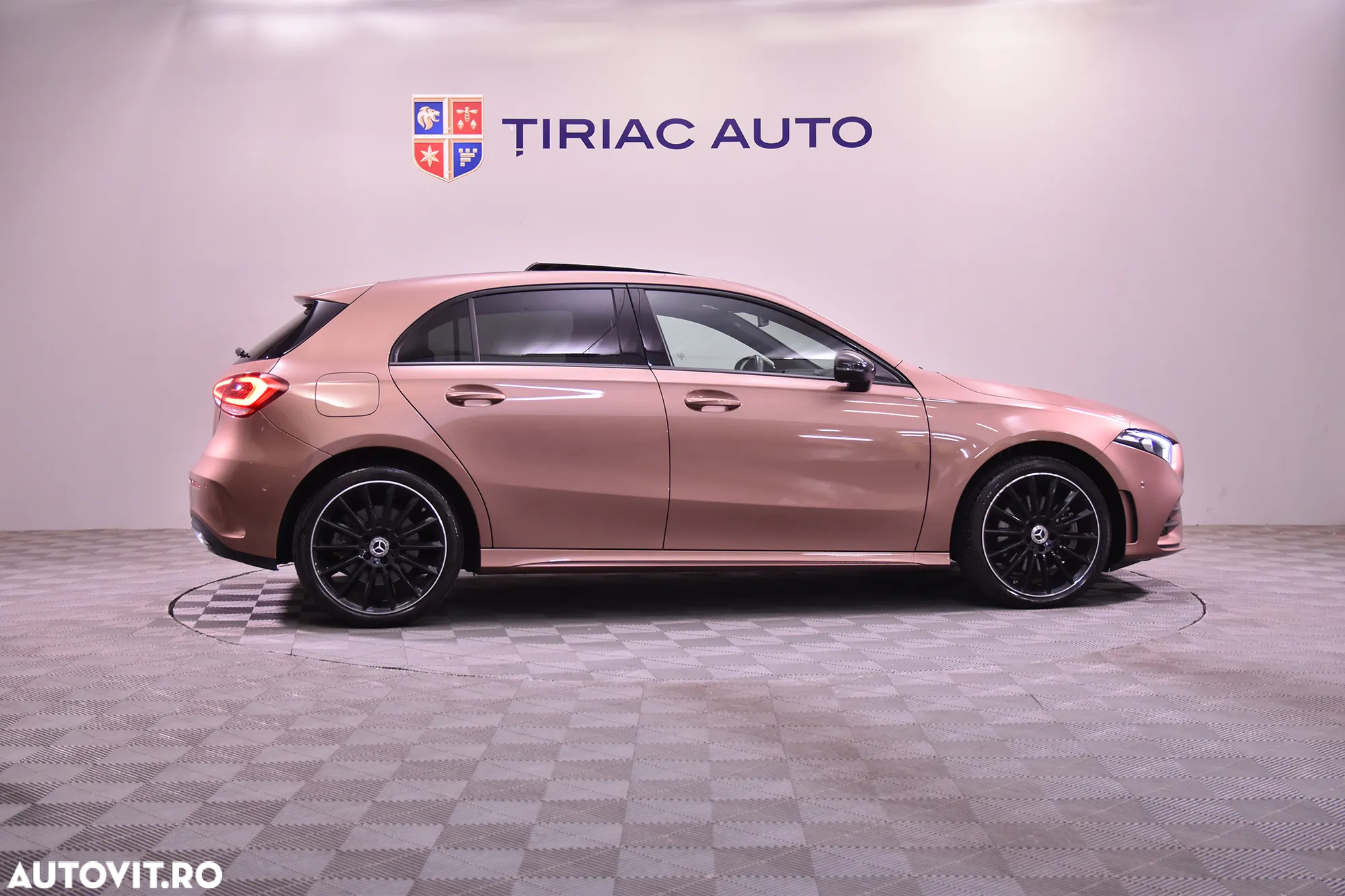 Mercedes-Benz A 250 e 8G-DCT Edition AMG Line - 6