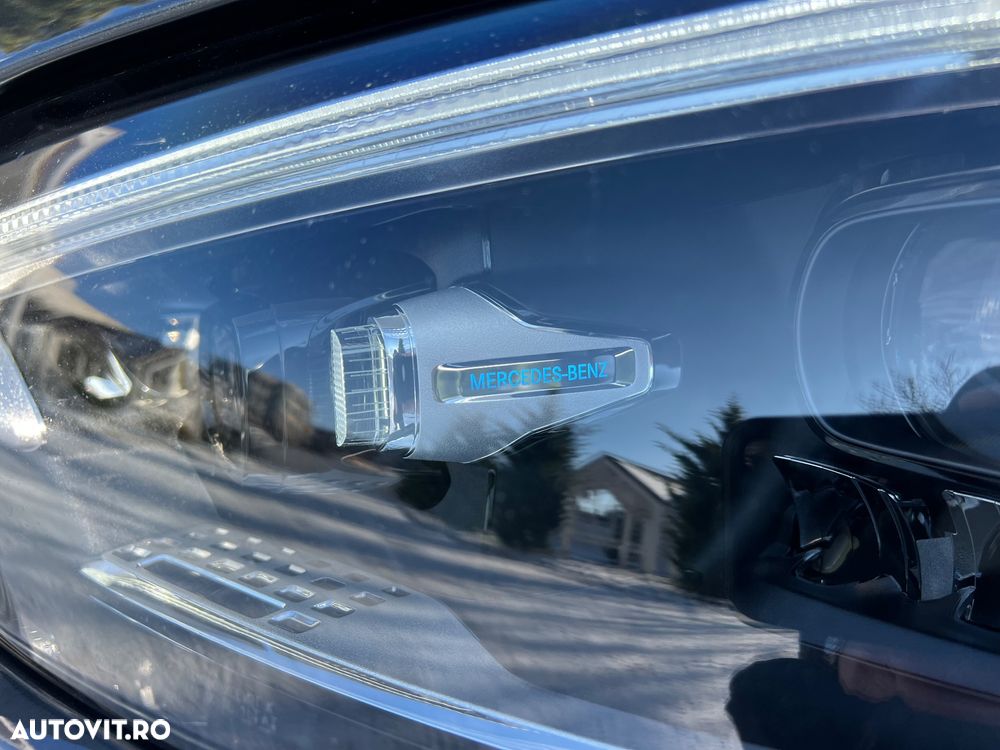 Mercedes-Benz C - 32