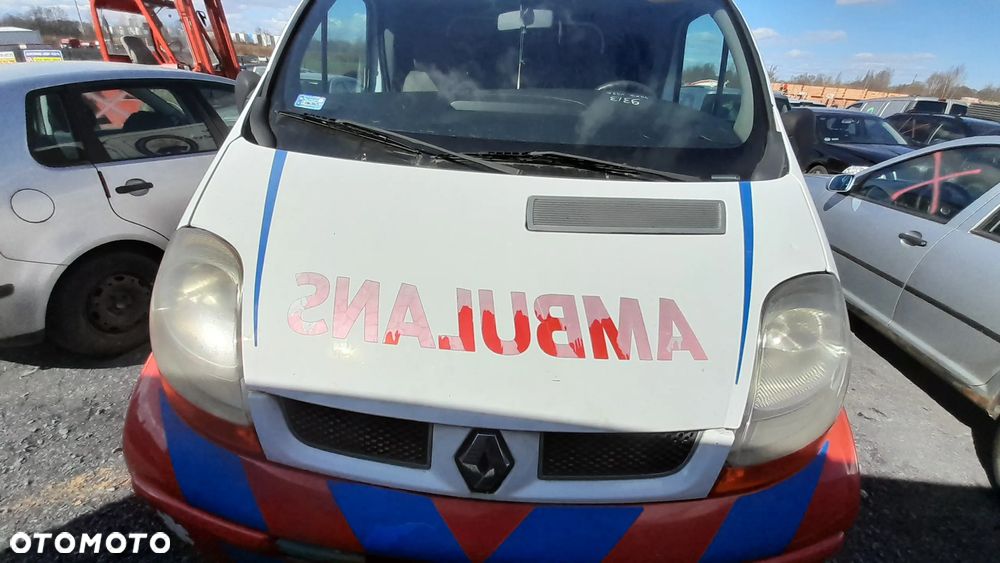 RENAULT TRAFIC II MASKA POKRYWA PRZEDNIA PRZÓD nr. 93/3 - 1