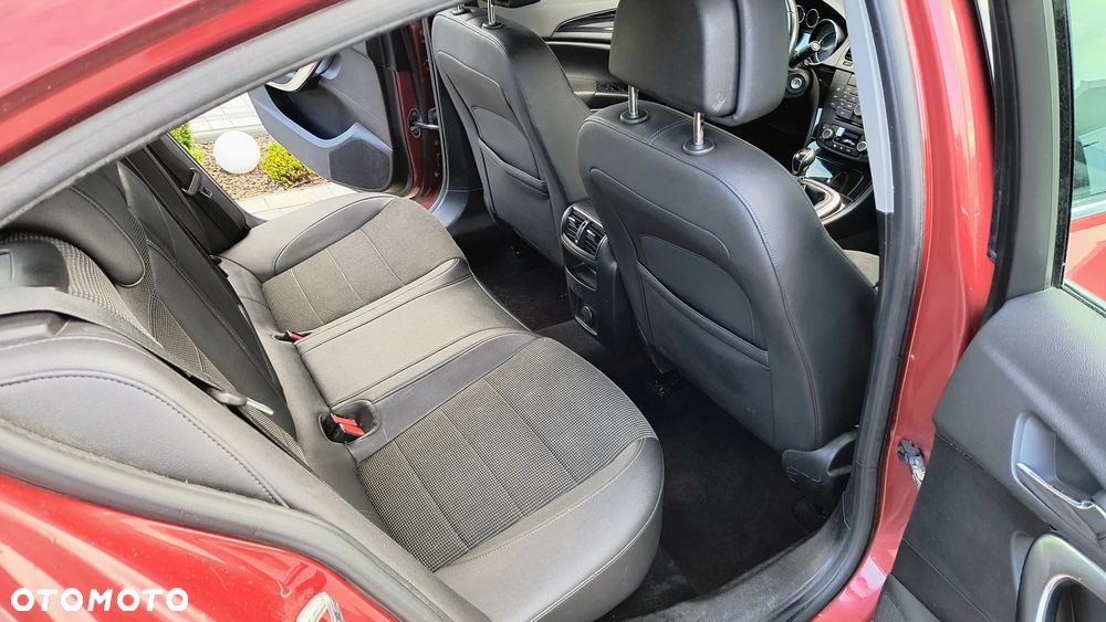 Opel Insignia 2.0 CDTI Cosmo - 11