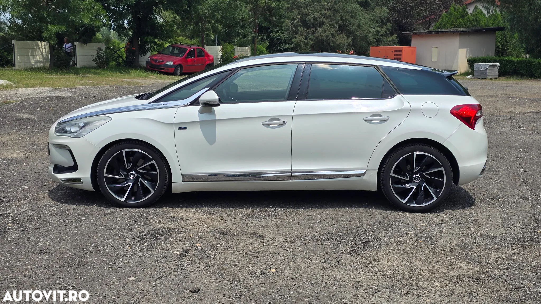 Citroën DS5 Hybrid4 Aut. Business Class - 13