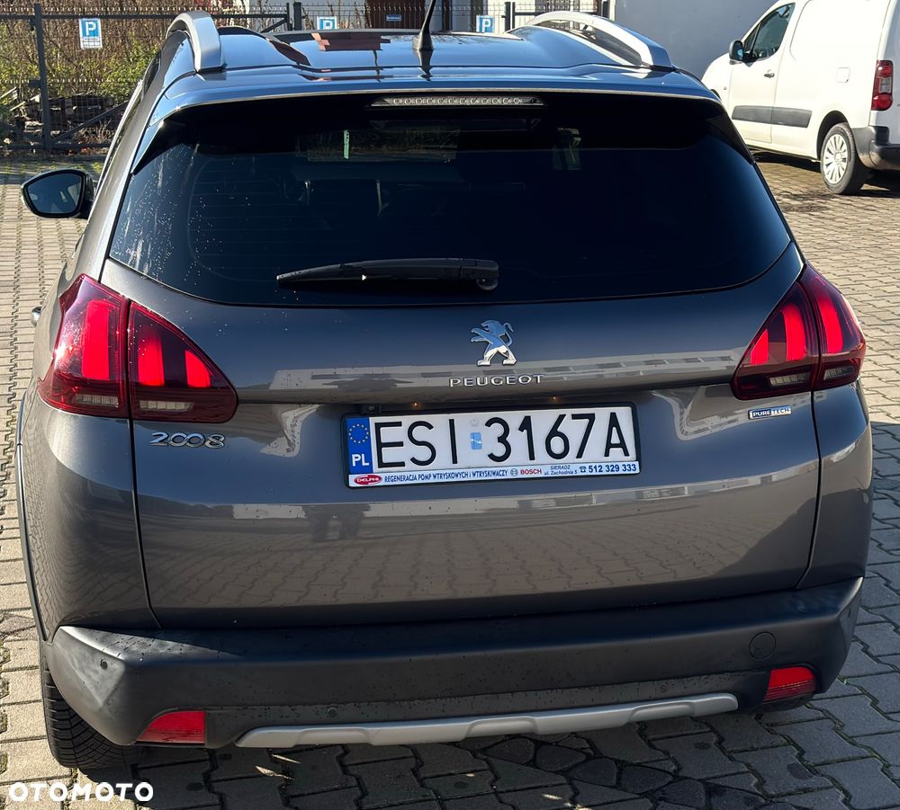 Peugeot 2008 1.2 Pure Tech GPF Allure S&S - 4