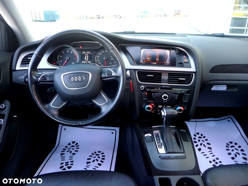 Audi A4 Limousine - 5
