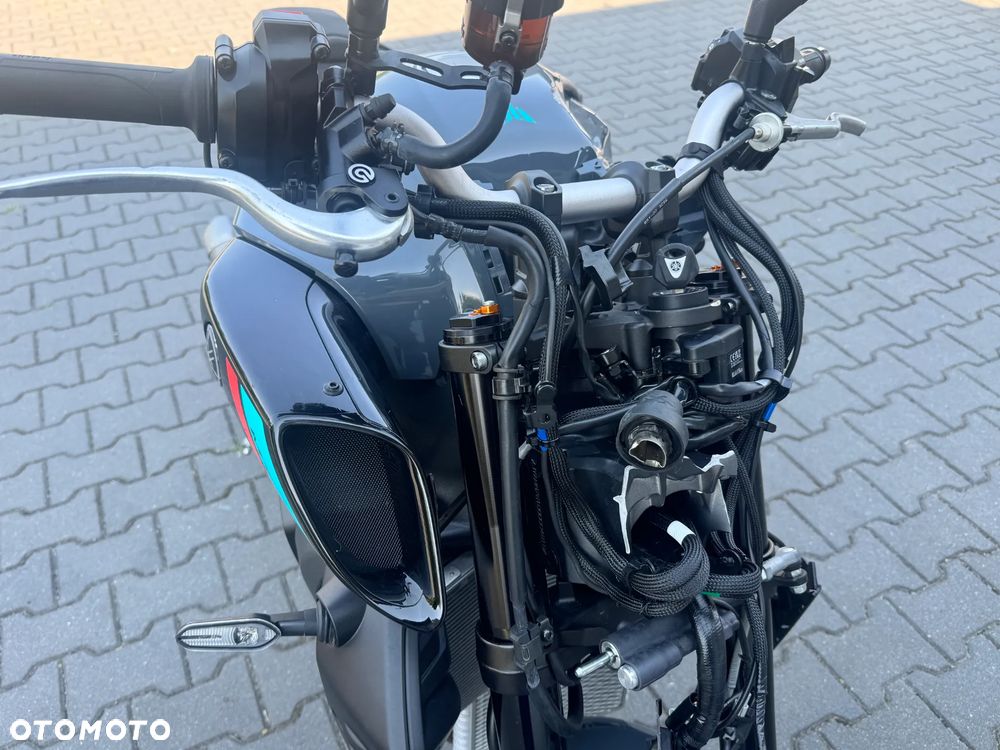 Yamaha MT - 29