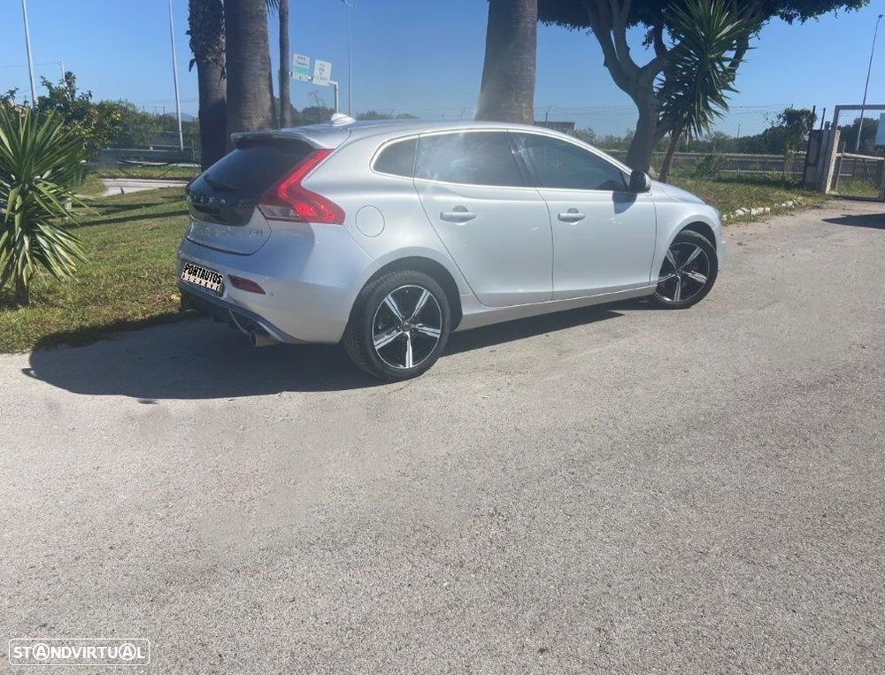 Volvo V40 1.5 T3 Sport Edition R Geartronic - 26