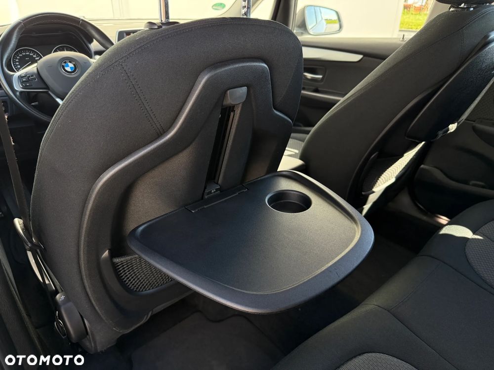 BMW Seria 2 216d Luxury Line - 33