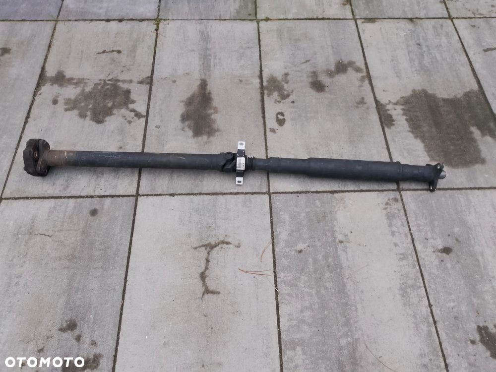 WAŁ NAPĘDOWY 72883810 BMW G15 G30 850i - 2