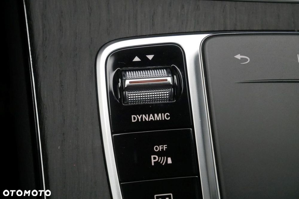 Mercedes-Benz GLC - 23