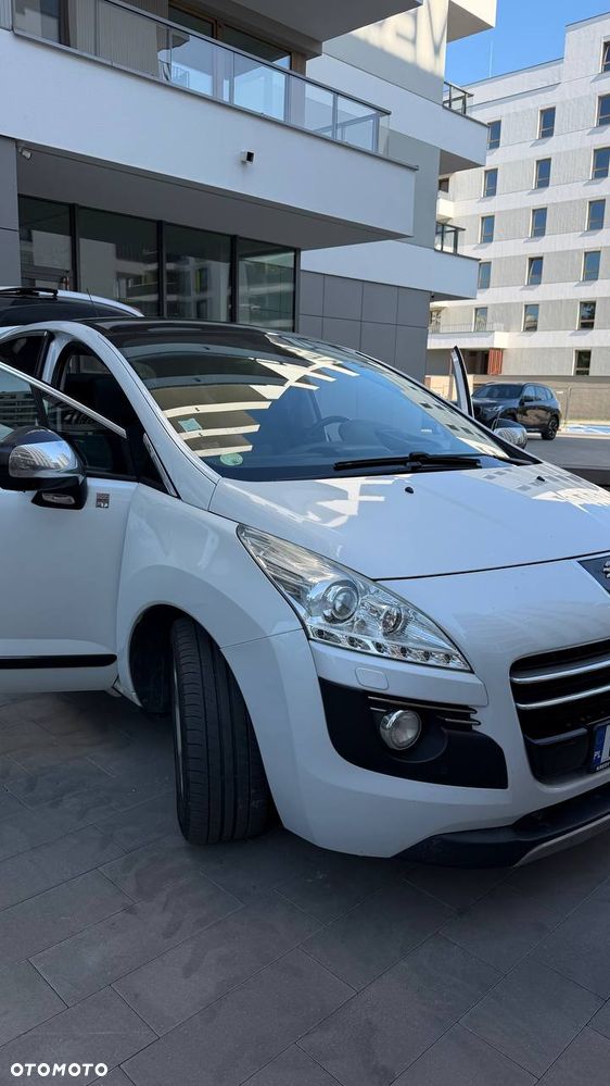 Peugeot 3008 2.0 HDi HYbrid4 - 13