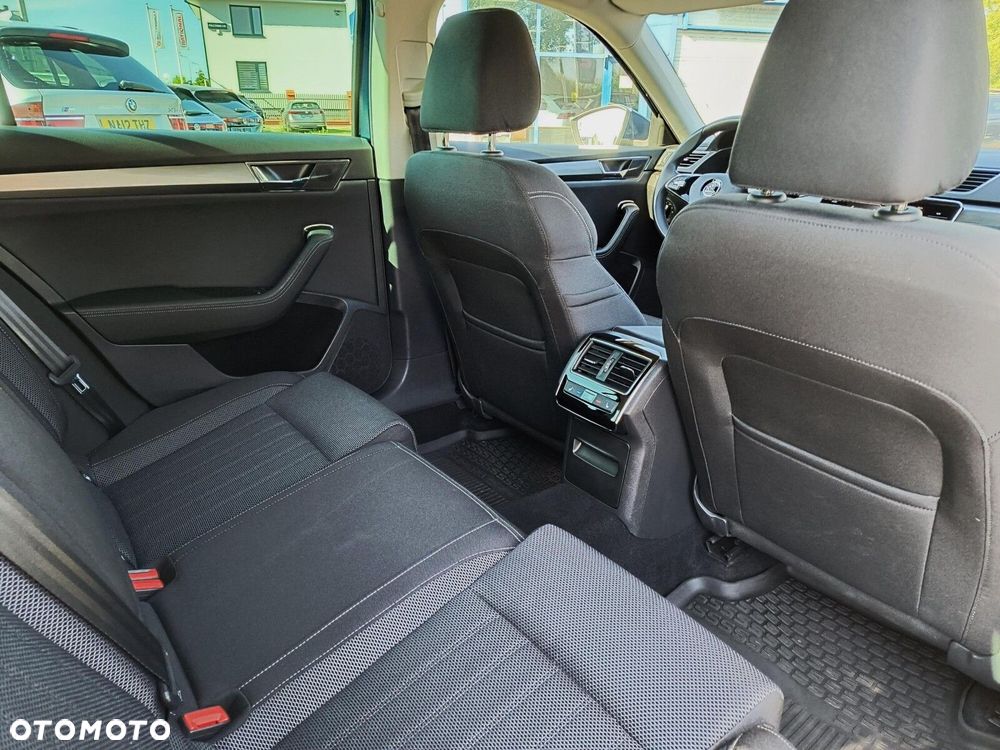 Skoda Superb 2.0 TSI Style DSG - 24