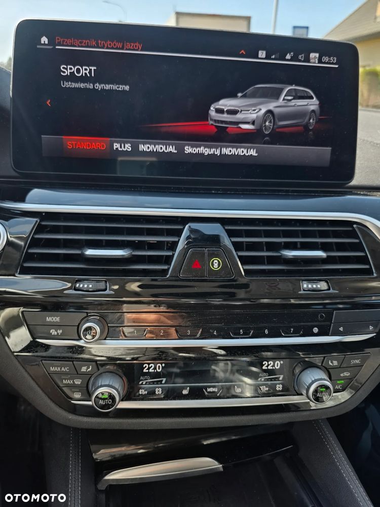 BMW Seria 5 530d xDrive mHEV Luxury Line - 24