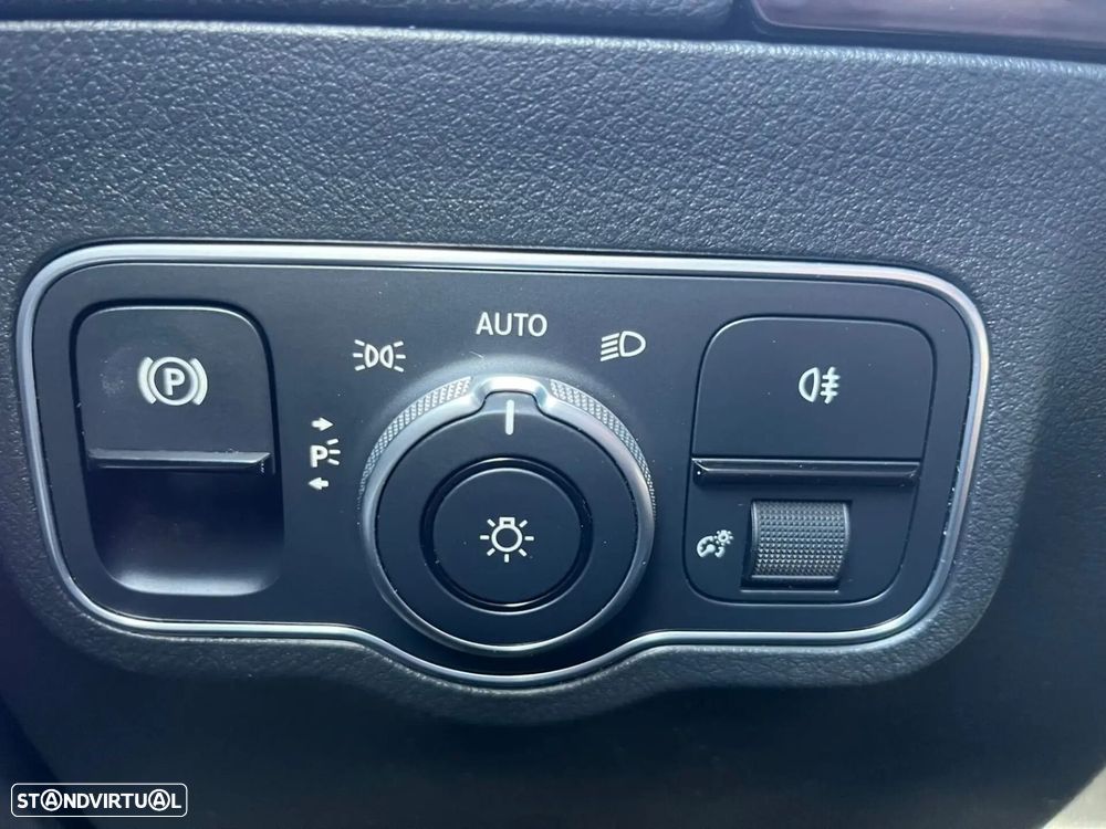 Mercedes-Benz B 180 - 44