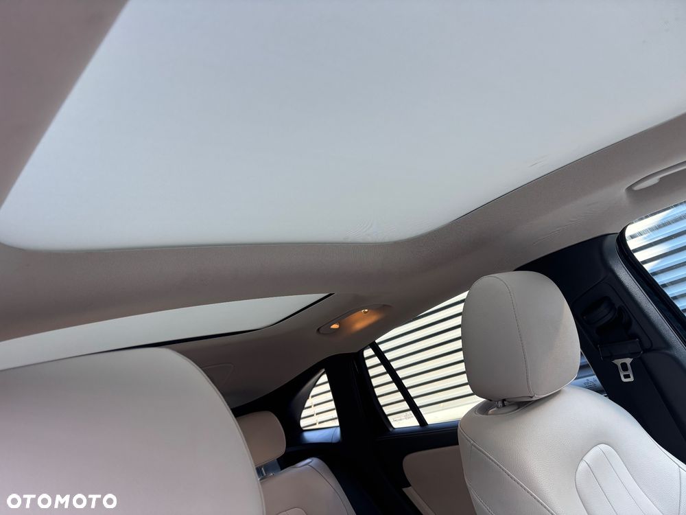 Mercedes-Benz GLA 250 8G-DCT Style - 29